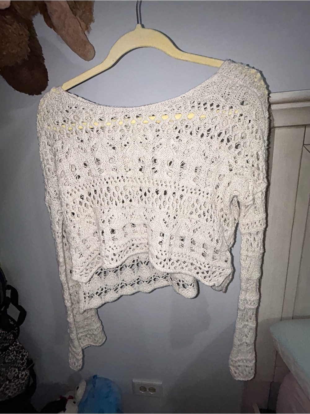 Hollister Cream Open-knit crop top